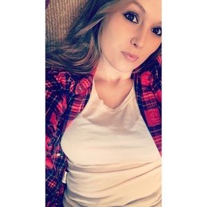 Meet your Posher, Adriauna