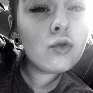 Meet your Posher, Hope