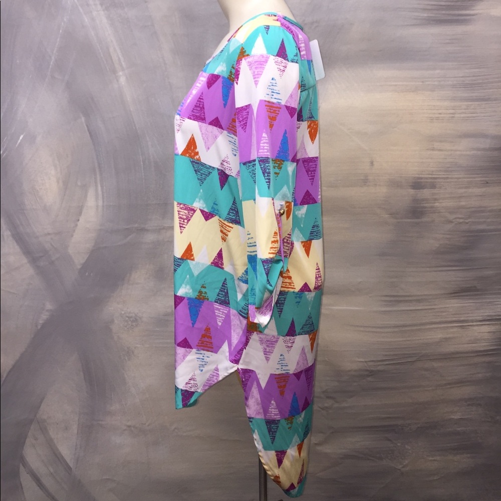 Multicolored Dress with Geometric Pattern - Picture 2 of 3