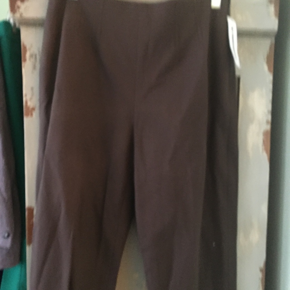 Ladies pants/Trousers