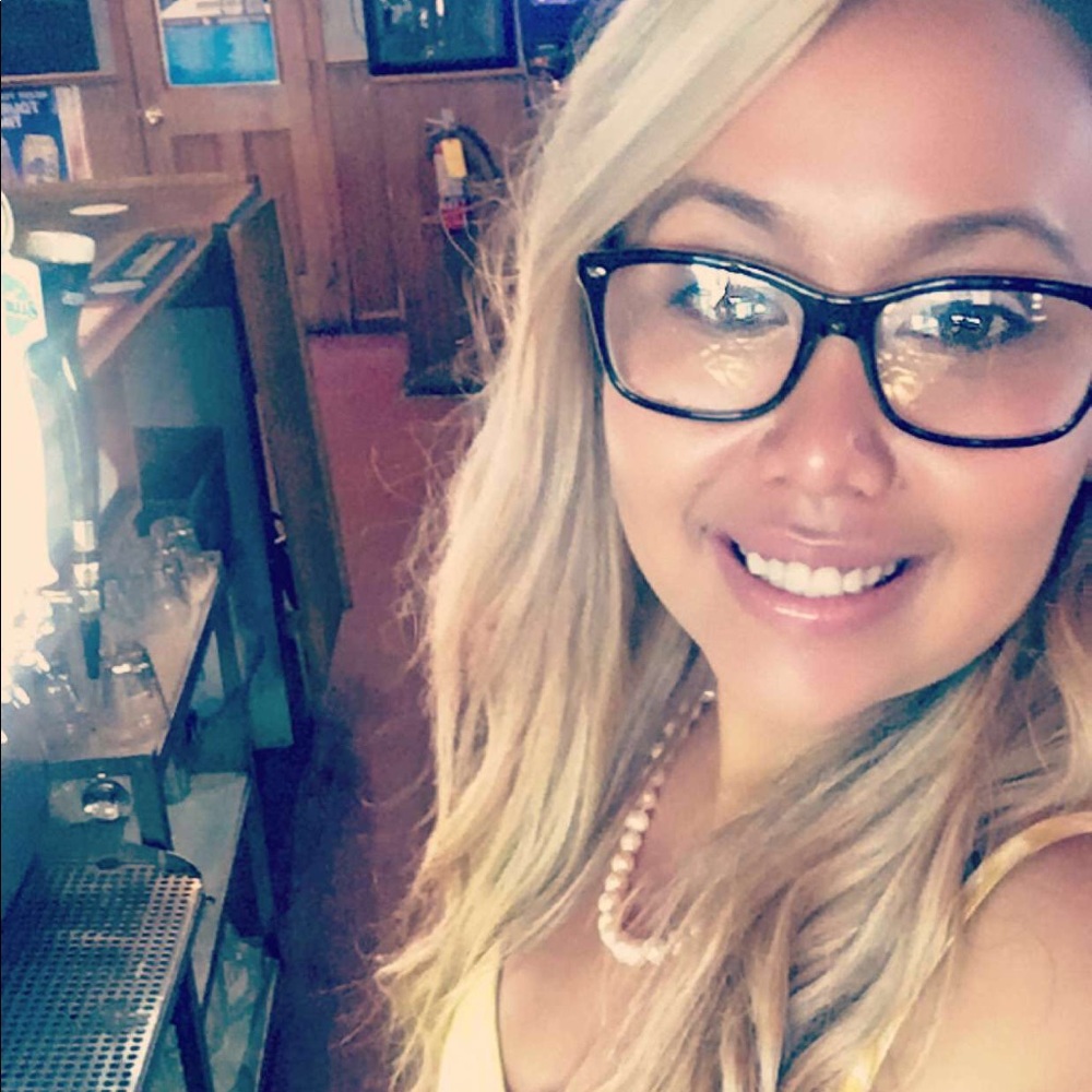 Meet your Posher, Alexandria