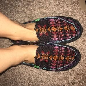 Multicolor Sanuks Size 9