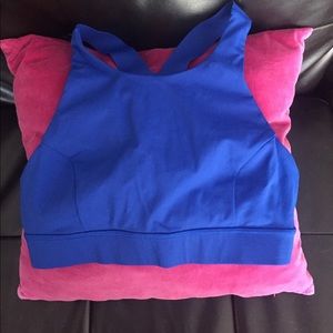 Lululemon sports bra