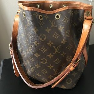 Authentic Louis Vuitton Petite Noe