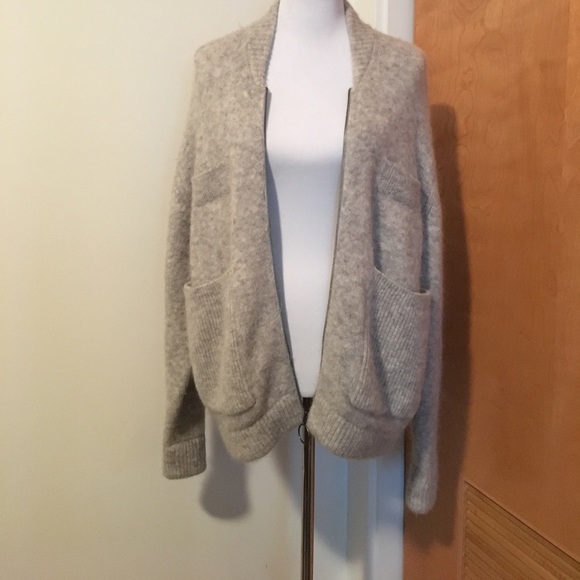 H&M Sweaters - Chunky Mohair Cardigan