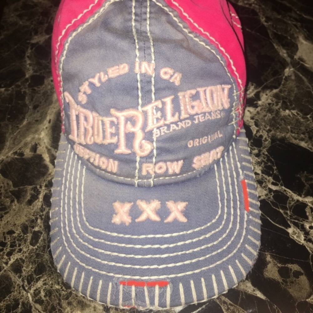 Authentic  used true religion hat!!