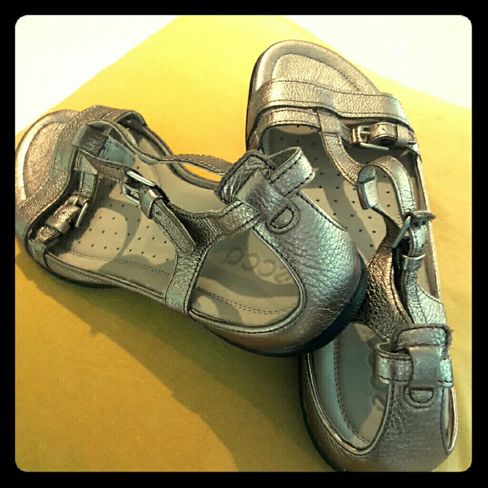 Ecco supportive sandal