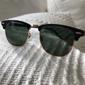 Ray-Ban Black Clubmaster 🕶
