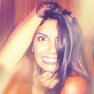 Meet your Posher, Yasmine