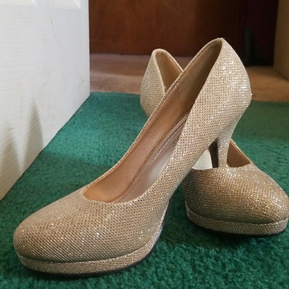 Sparkly Gold Fashion Heels