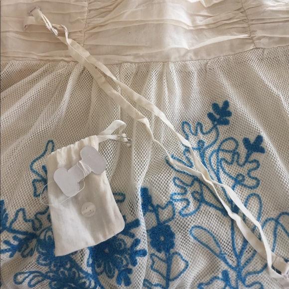 Beautiful Anthropologie Dress - Picture 6 of 7