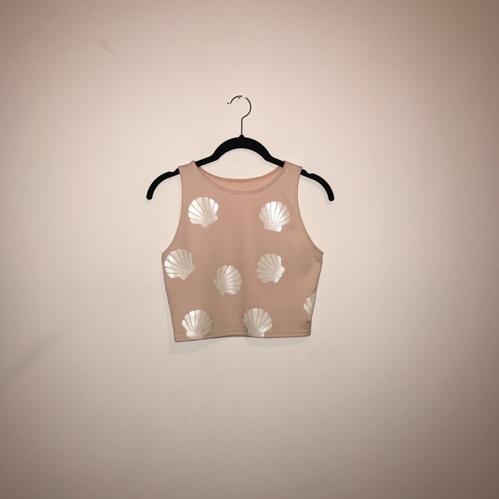 SHELL PRINT CROP TOP