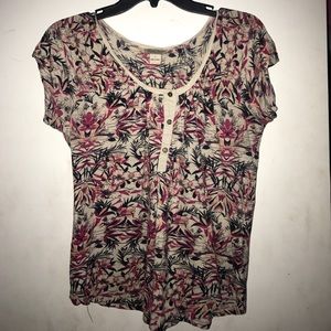 Lucky Brand Floral Tshirt!