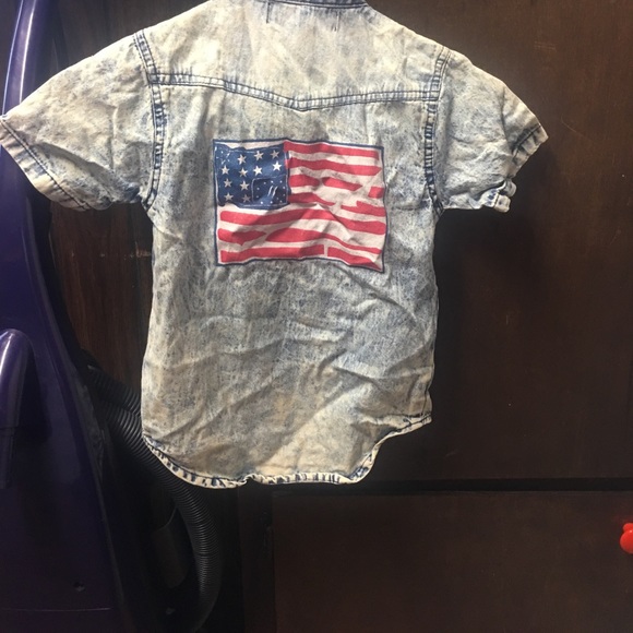 Shirt - Picture 2 of 2