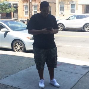 Meet your Posher, Carlos