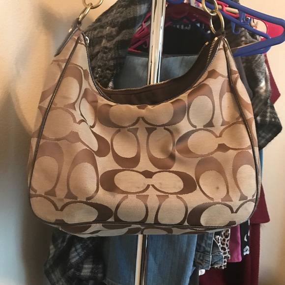 Coach Bag - Picture 2 of 3
