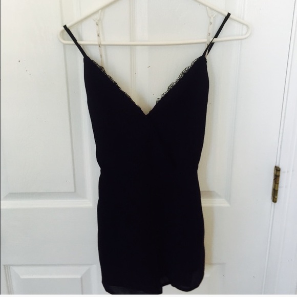 Black, fitted romper with pockets - Picture 4 of 5