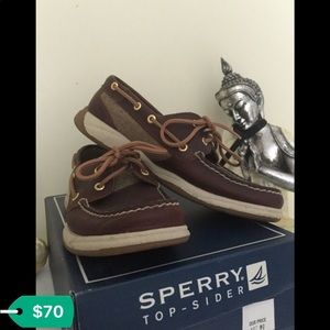 Like new Sperrys