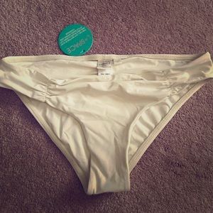 L Space bikini BOTTOMS Ivory NWT! 👙