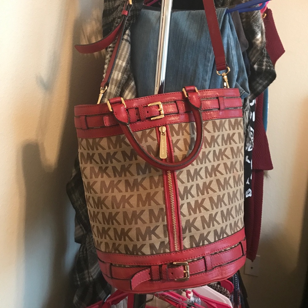 Micheal Kors Bag