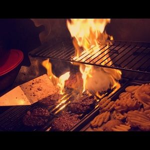 Meet your Posher, Christon