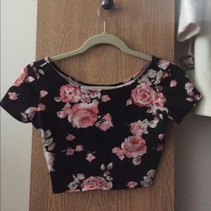 Crop top