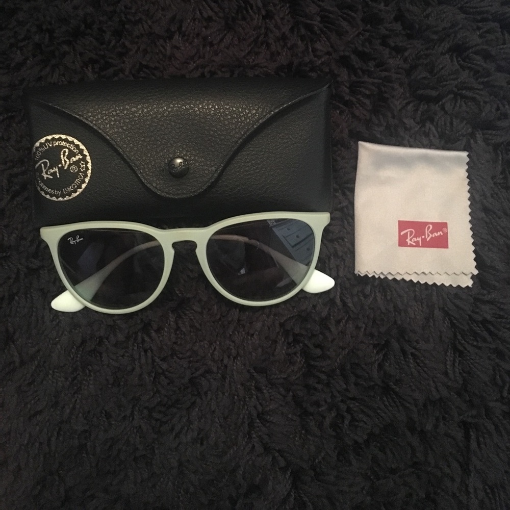 Ray-Ban Erika Classic - Light Blue