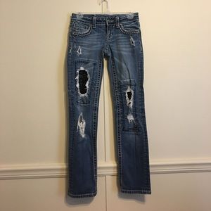 Miss Me distressed capri with black detailing