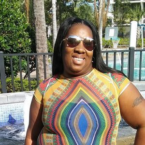 Meet your Posher, Paulette