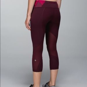 Lululemon run: inspire crop ll size 4 burgundy