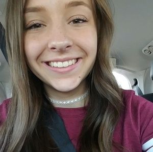 Meet your Posher, Lynea