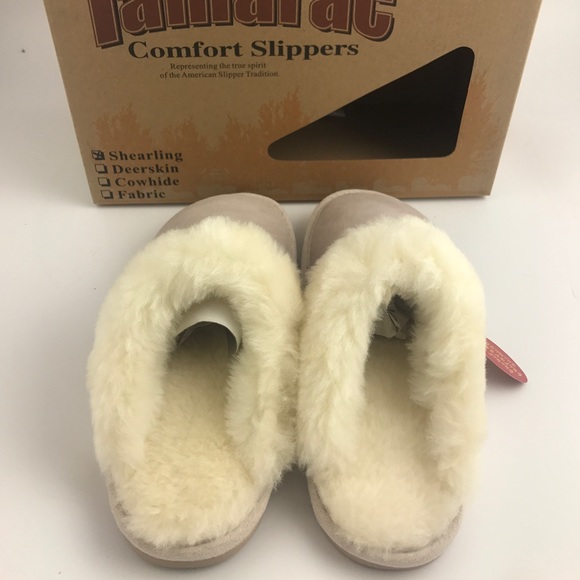 ONE LEFT Tamarac Women's Fluff Comfort Slippers - Picture 3 of 3