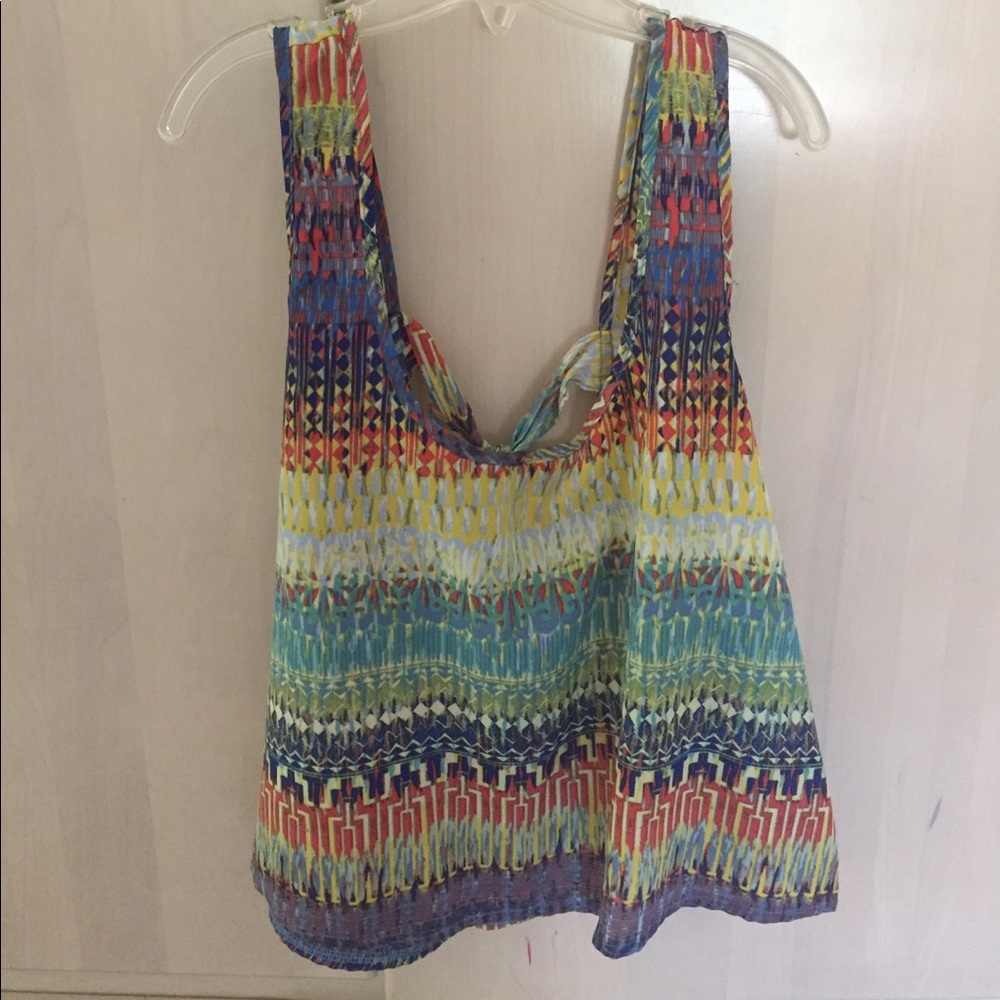 Fun crop top with cool back!