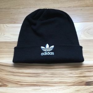 Adidas beanie