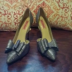Betsey Johnson Prince d'Orsay pumps in Pewter