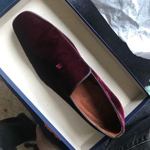 Men's burgundy velvet loafers