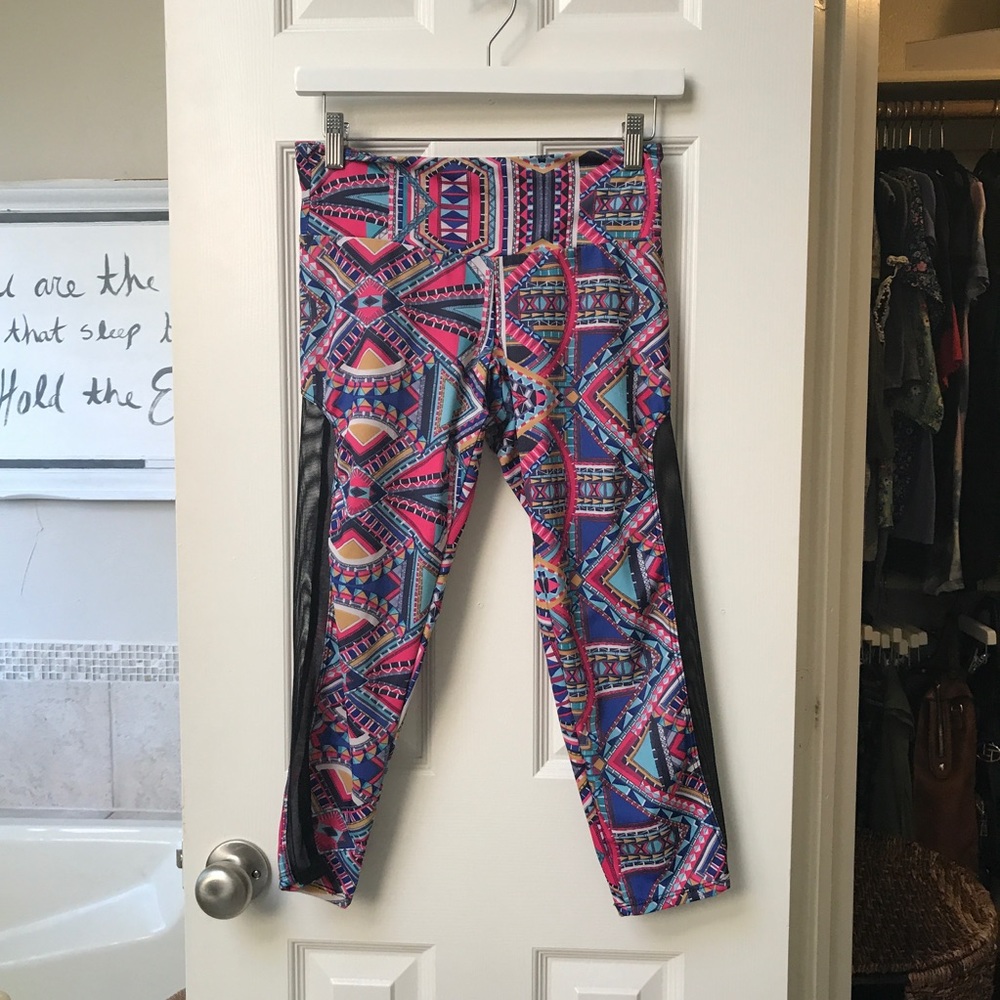 Onzie fun print Capri