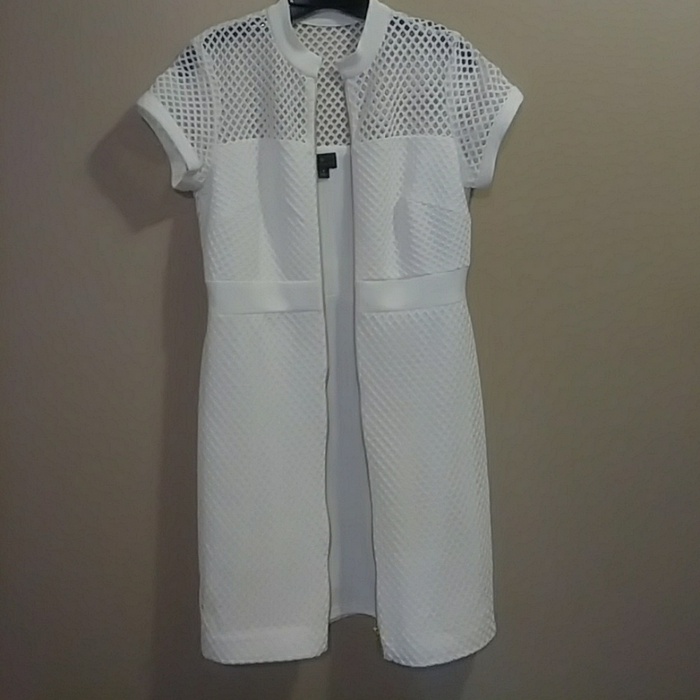 Dress - Picture 2 of 3