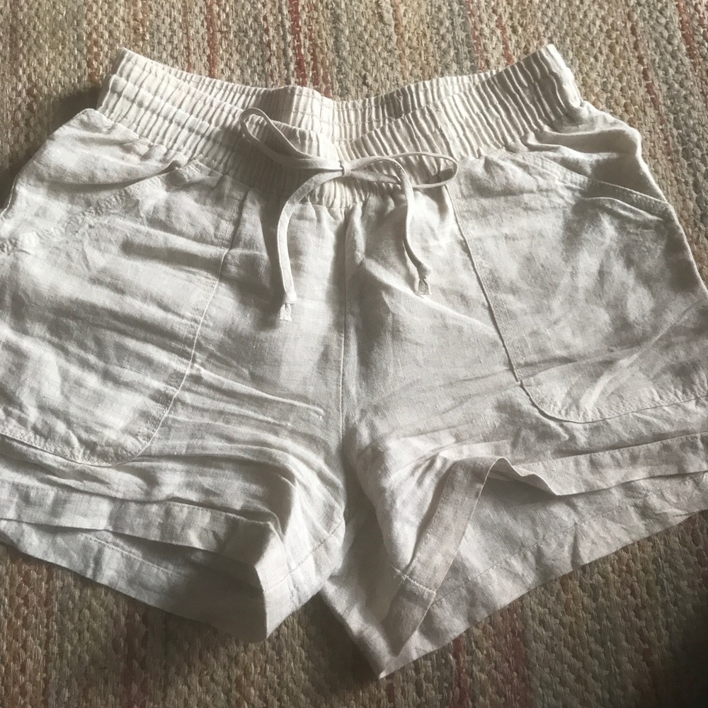linen shorts