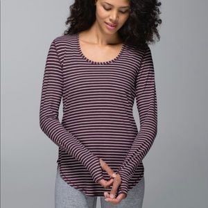 Lululemon yogini 5 year long sleeve