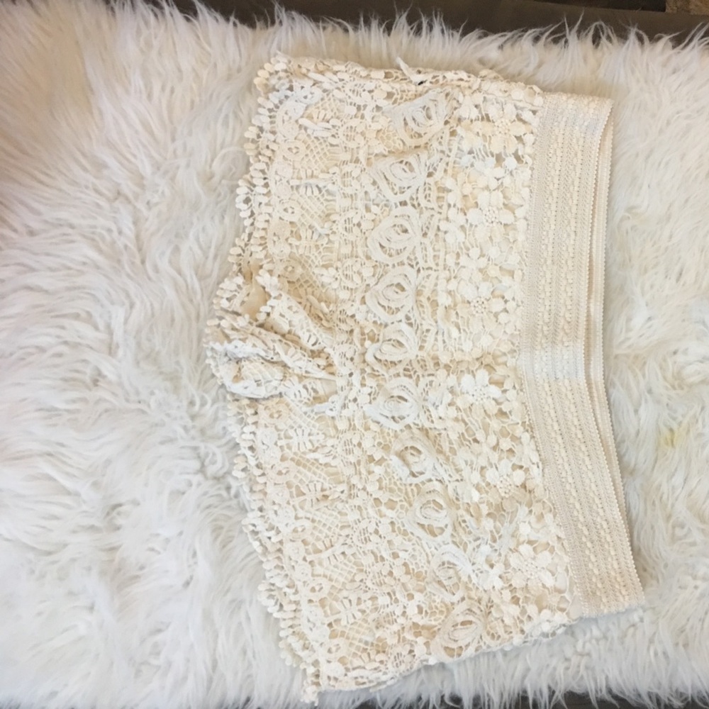 Lace shorts