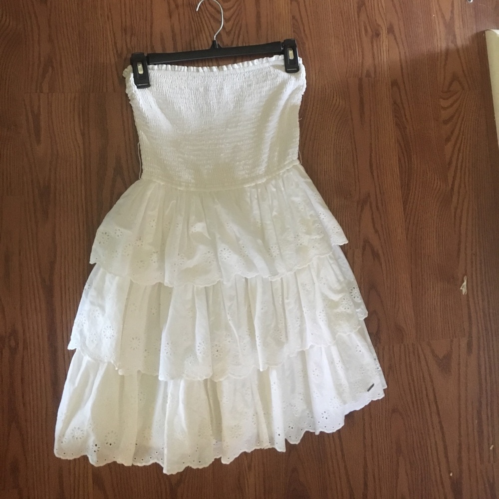 White strapless Hollister dress