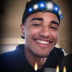 Meet your Posher, Raymond