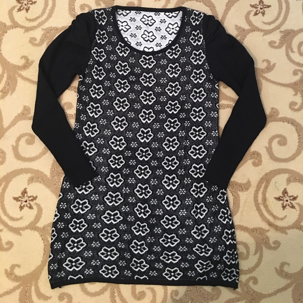 BRAND NEW WINTER top/dress.