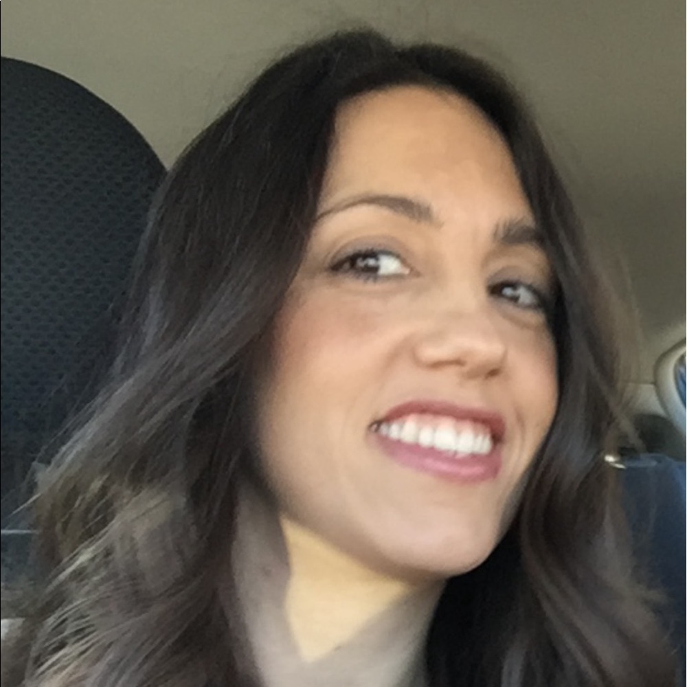 Meet your Posher, Monica