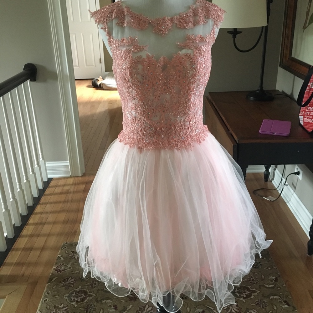 HOMECOMING/PROM DRESS