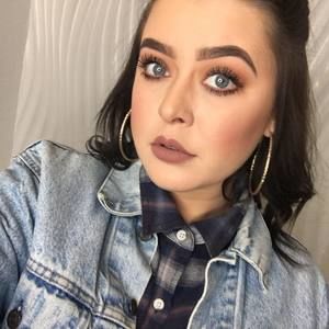 Meet your Posher, Kayci