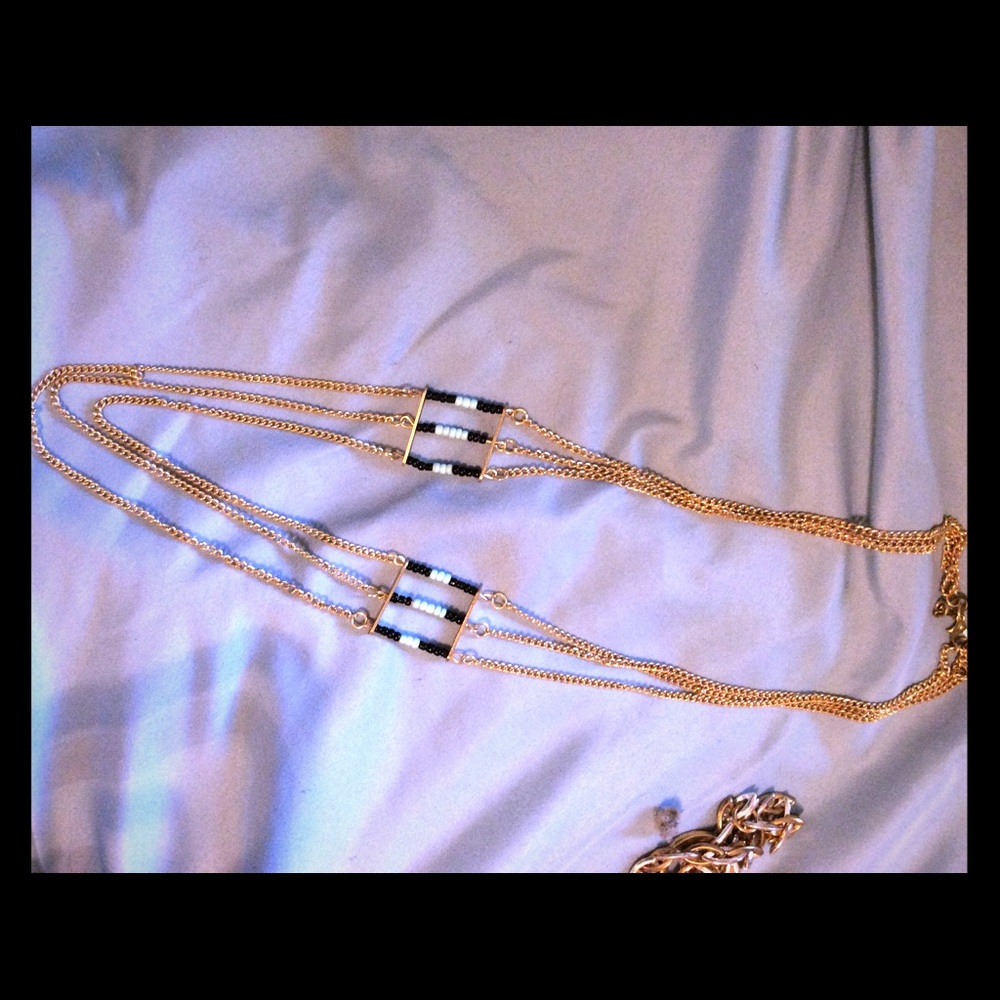 Gold 3 strand necklace