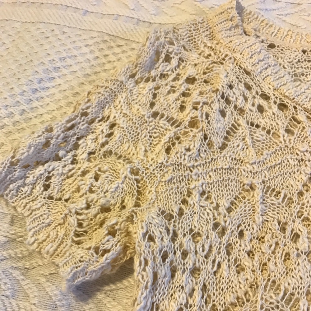 Delicate lace blouse. ❤️ Bundle 3 for $25 ❤️