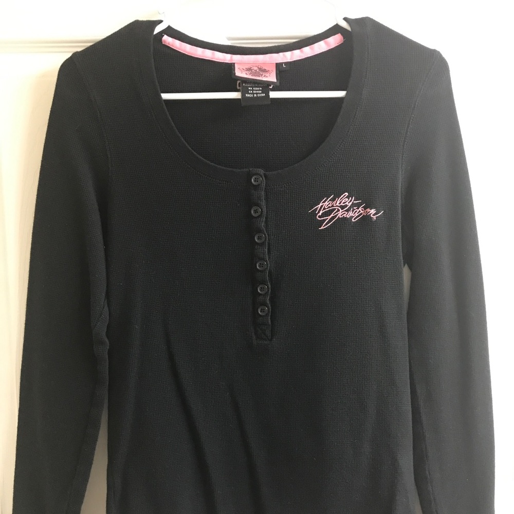 Black long sleeve Harley shirt